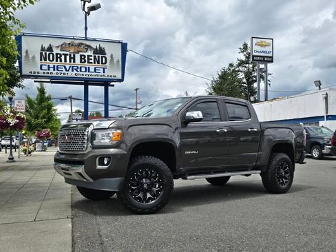 Used 2019 GMC Canyon Denali AWD/4WD image 1