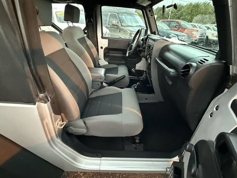Used 2008 Jeep Wrangler X image 21