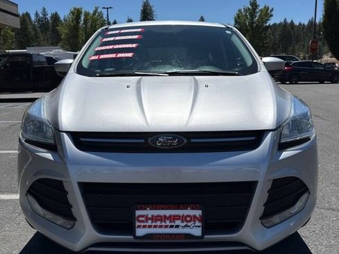 Used 2016 Ford Escape SE AWD/4WD image 2