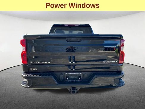 Used 2022 Chevrolet Silverado 1500 Custom image 12