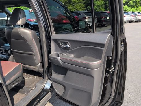 Used 2025 Honda Ridgeline Black Edition image 42