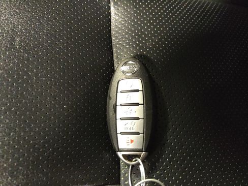 Used 2016 Nissan Murano Platinum w/ Platinum Technology Package image 32