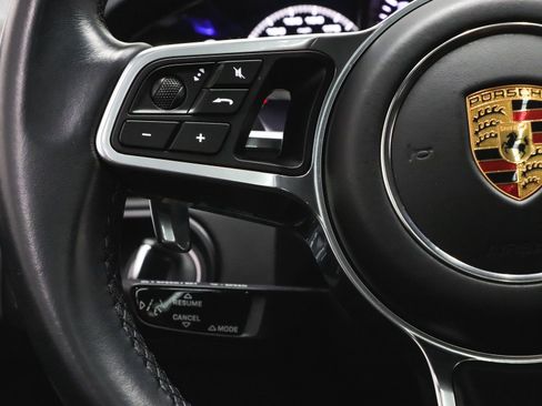 Used 2023 Porsche Cayenne GTS w/ Premium Package image 35