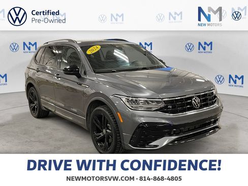 Used 2024 Volkswagen Tiguan SE R-Line AWD/4WD image 7