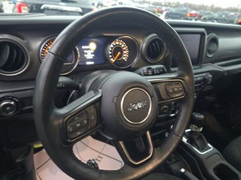 Used 2023 Jeep Wrangler Sport S w/ Sun And Sound Package image 8