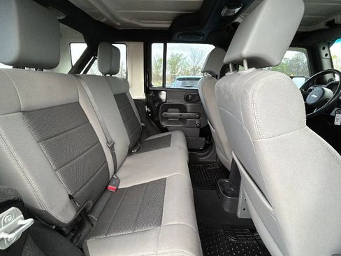 Used 2010 Jeep Wrangler Unlimited Sport w/ Trailer Tow Group image 37