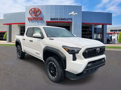 New 2025 Toyota Tacoma TRD Off-Road image 3