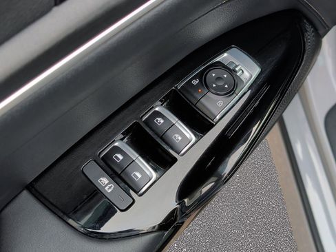 Used 2025 Kia K5 GT-Line w/ GT-Line Premium Package AWD/4WD image 23