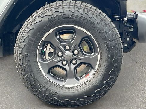 Certified 2023 Jeep Gladiator Rubicon w/ Trailer Tow Package image 28