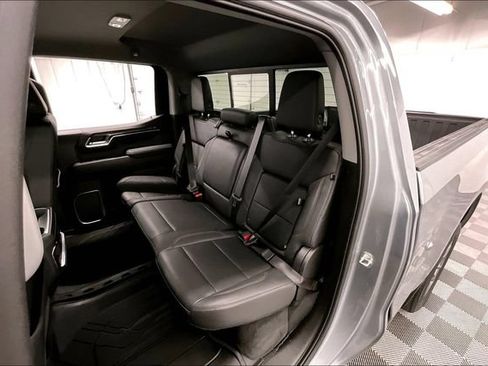 Used 2023 Chevrolet Silverado 1500 LTZ w/ LTZ Convenience Package II AWD/4WD image 24