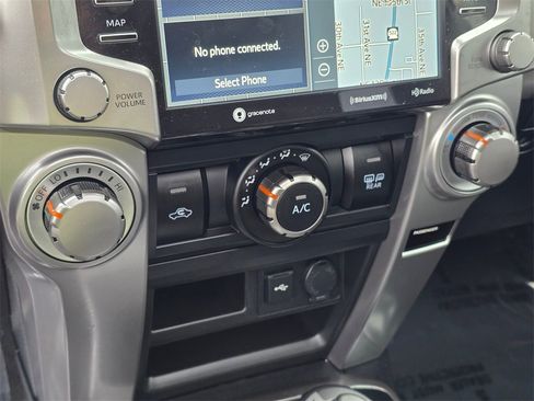 Used 2020 Toyota 4Runner SR5 Premium w/ Moonroof Package image 29