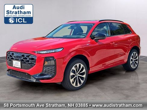 New 2026 Audi Q3 quattro 2.0T AWD/4WD image 1