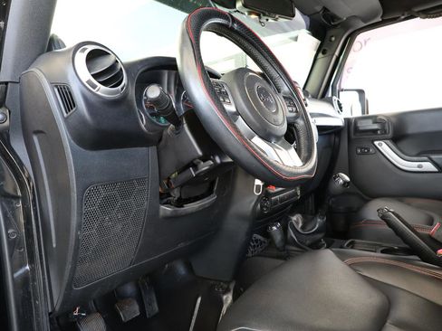 Used 2014 Jeep Wrangler Sport AWD/4WD image 34