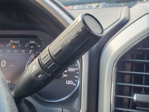 Used 2019 Ford F250 Lariat w/ Lariat Ultimate Package AWD/4WD image 22