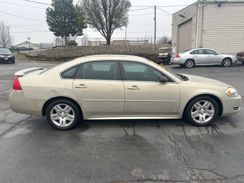 Used 2010 Chevrolet Impala LT w/ Luxury Edition Package image 5