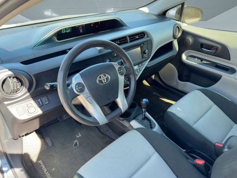 Used 2012 Toyota Prius C Three image 4