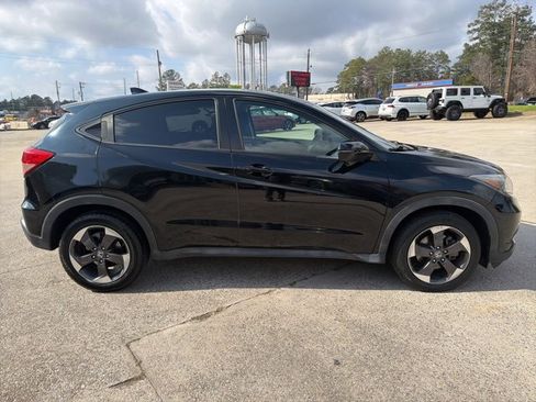 Used 2018 Honda HR-V EX image 5