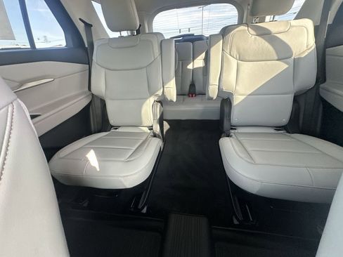 New 2026 Ford Explorer Active AWD/4WD image 13