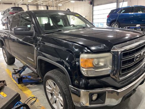 Used 2015 GMC Sierra 1500 SLE w/ SLE Value Package image 21