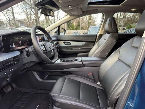 Certified 2025 Nissan Murano SL image 16