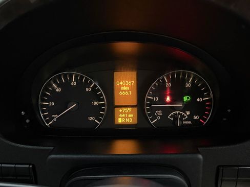 Used 2012 Mercedes-Benz Sprinter 3500 image 69