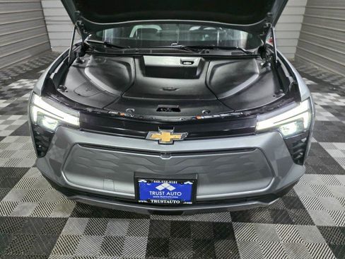 Used 2024 Chevrolet Blazer EV LT AWD/4WD image 39
