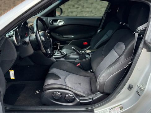 Used 2014 Nissan 370Z Coupe w/ Sport Package image 18