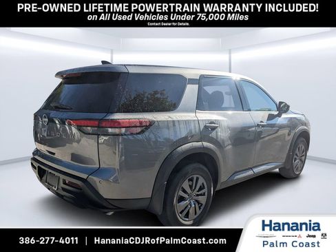 Used 2026 Nissan Pathfinder S FWD image 3
