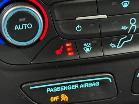 Used 2018 Ford Escape SEL FWD image 4