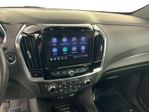 Used 2022 Chevrolet Traverse High Country image 18