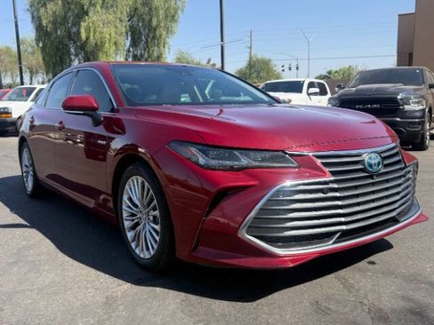 Used 2019 Toyota Avalon Limited w/ Advanced Safety Package FWD image 1