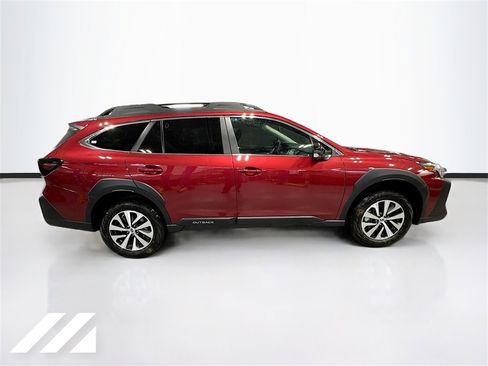 Certified 2025 Subaru Outback Premium image 4