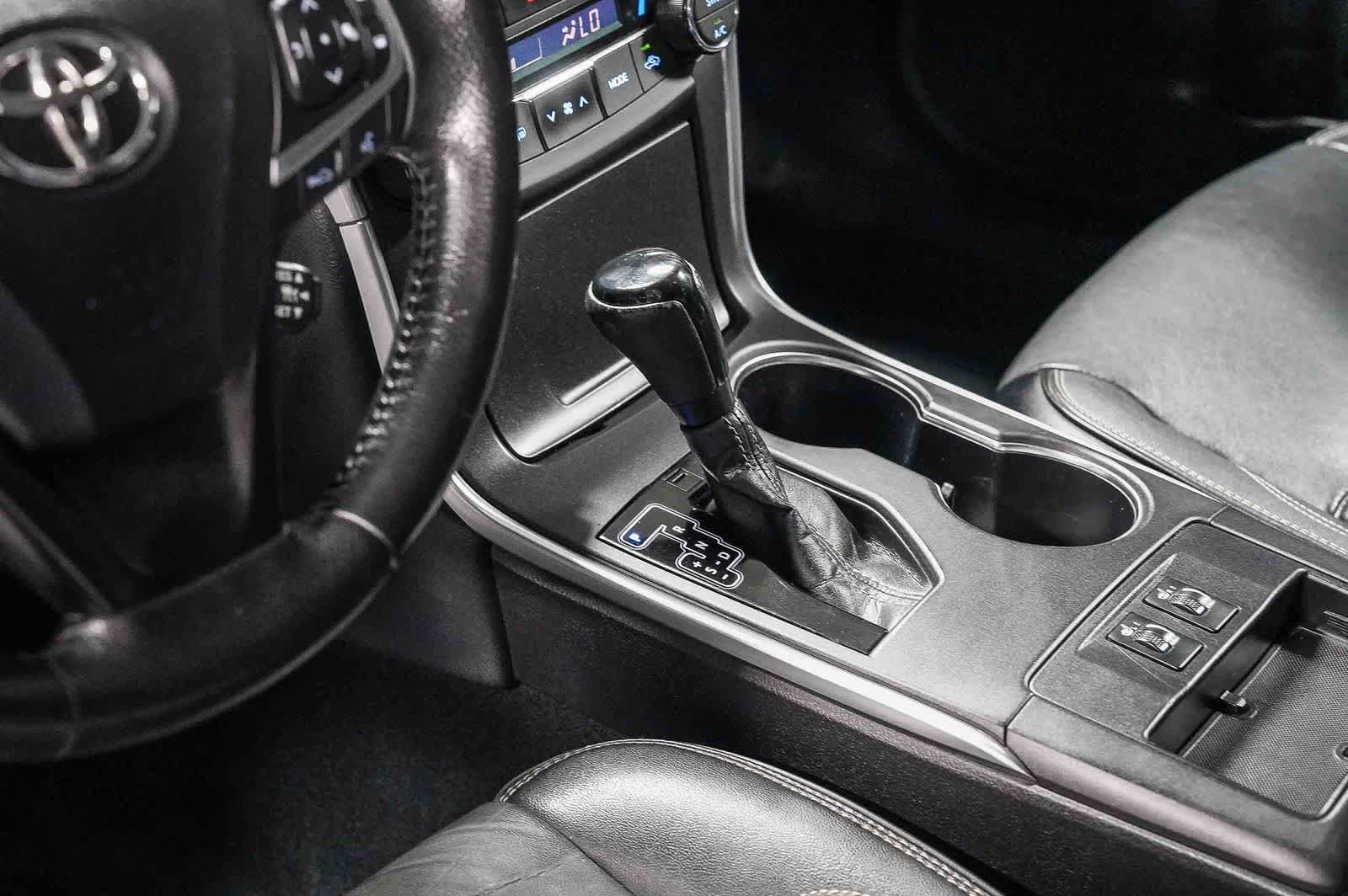Certified 2016 Toyota Camry XLE w/ Advanced Technology Package FWD image 25