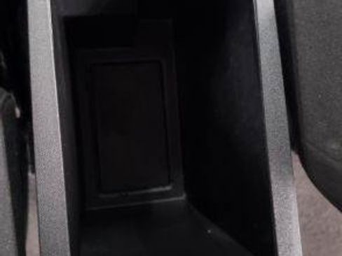 Used 2019 Chevrolet Equinox LT FWD image 28