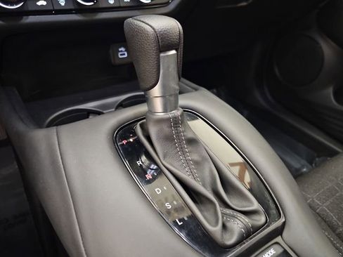Used 2024 Honda HR-V LX image 19