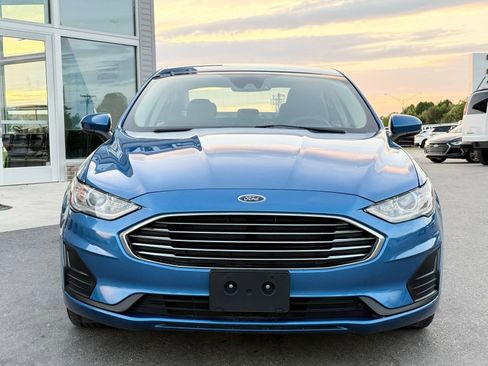 Used 2020 Ford Fusion SE FWD image 4