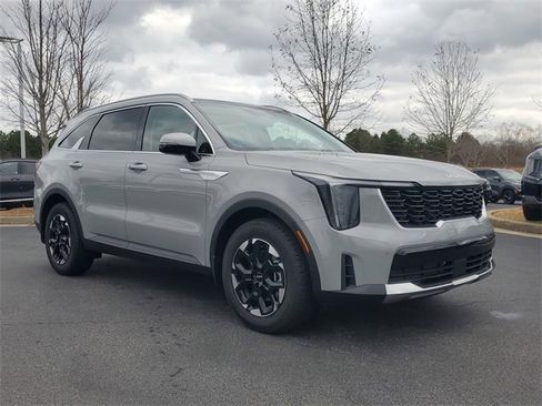 New 2026 Kia Sorento S image 3