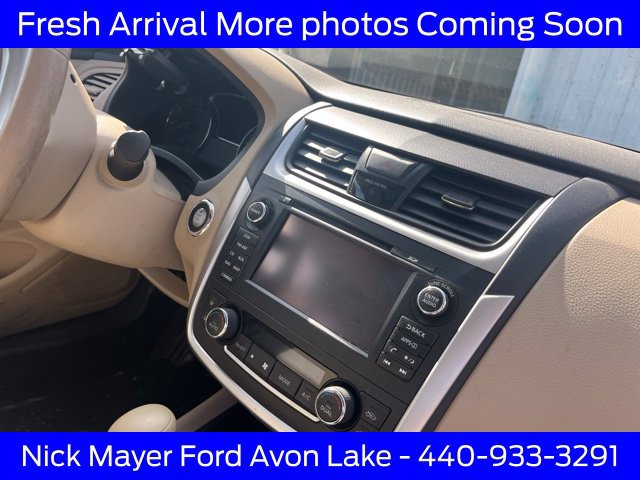 Used 2017 Nissan Altima 2.5 SV w/ Convenience Package FWD image 11