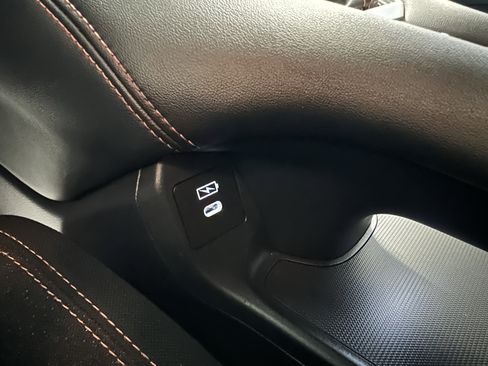 Used 2024 Honda HR-V Sport image 16