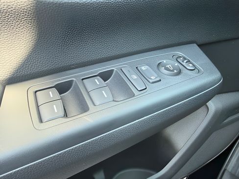 Used 2025 Honda CR-V Sport-L image 25