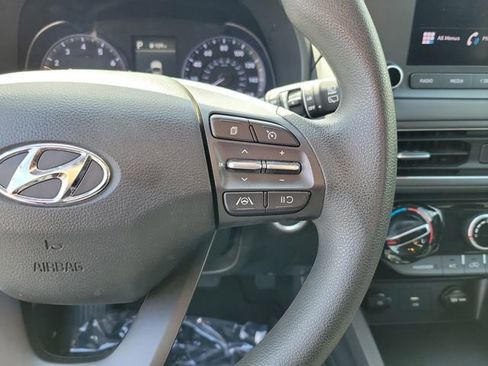 Used 2023 Hyundai Kona SEL image 15