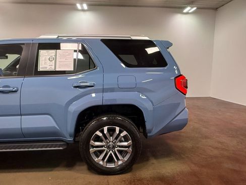 Used 2025 Toyota 4Runner Limited w/ Tow Technology Package image 36