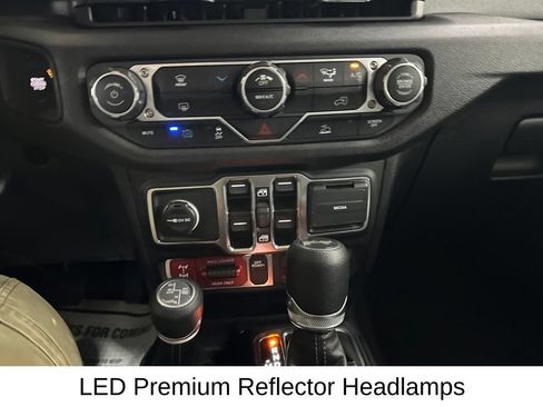 Used 2025 Jeep Wrangler Unlimited Sport S 4xe AWD/4WD image 43