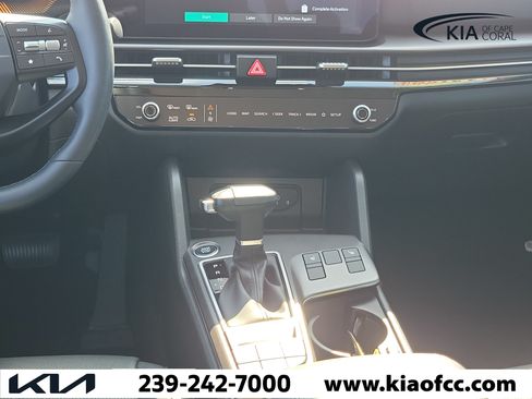 Certified 2026 Kia Sportage EX w/ EX Panorama Roof Package FWD image 19