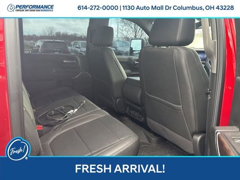 Used 2022 GMC Sierra 2500 SLT image 16