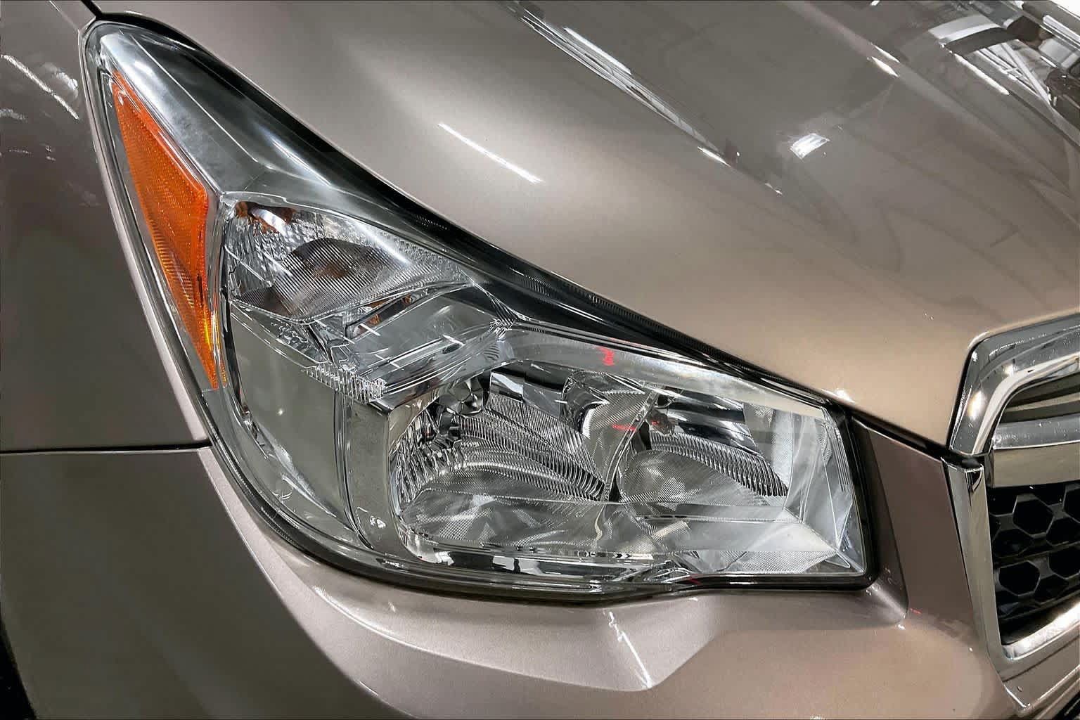 Used 2015 Subaru Forester 2.5i Premium AWD/4WD image 27