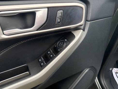 Certified 2023 Ford Explorer XLT w/ Equipment Group 202A image 32