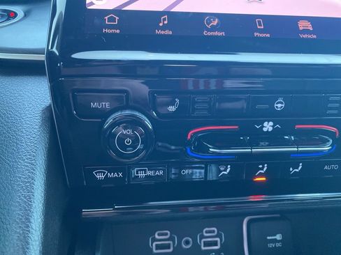 New 2025 Jeep Grand Cherokee Limited image 27