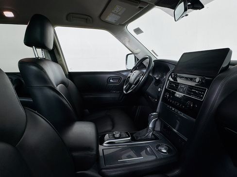 Used 2021 Nissan Armada SV RWD image 28