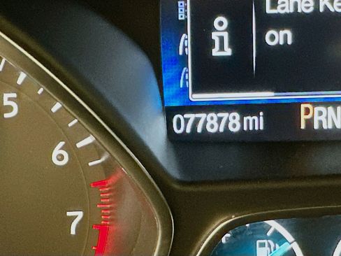 Used 2018 Ford Escape Titanium w/ Ford Safe & Smart Package image 19